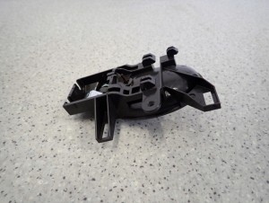 NISSAN NOTE E12 12- KLAMKA DRZWI WEWNĘTRZNA PRAWA 6/6 MINIATURA