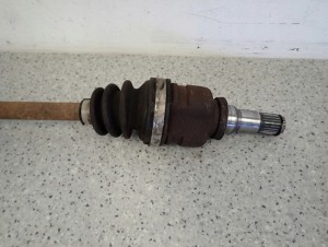 TOYOTA AYGO 06-12 1.0i PÓŁOŚ PRZEDNIA PRAWA 2/4 MINIATURA