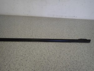 KIA RIO III 5D 11-14 LISTWA ZGARNIAJĄCA DRZWI PRZEDNIA LEWA 2/5 MINIATURA