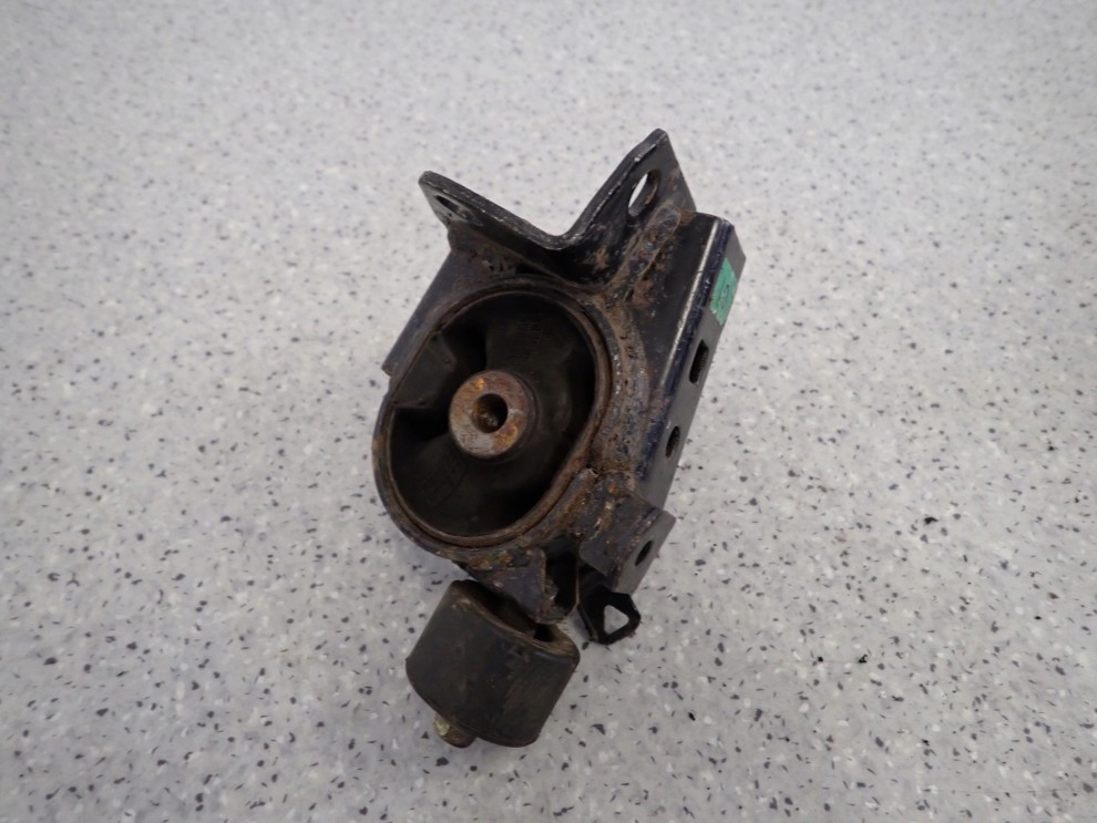 TOYOTA COROLLA VERSO 01-03 1.8i 1Z PODUSZKA SKRZYNI BIEGÓW PRZEDNIA LEWA 3/6