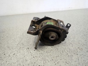 TOYOTA COROLLA VERSO 2.2d 04-09 PODUSZKA SILNIKA PRZEDNIA LEWA 4/7 MINIATURA