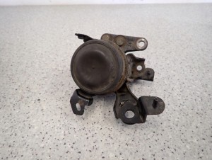 TOYOTA COROLLA VERSO 2.0 D4D 01-03 PODUSZKA SILNIKA PRZEDNIA PRAWA 2/4 MINIATURA