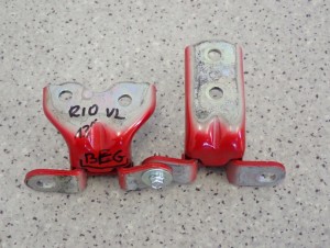 KIA RIO III HB 11-14 ZAWIASY DRZWI PRZÓD LEWY BEG