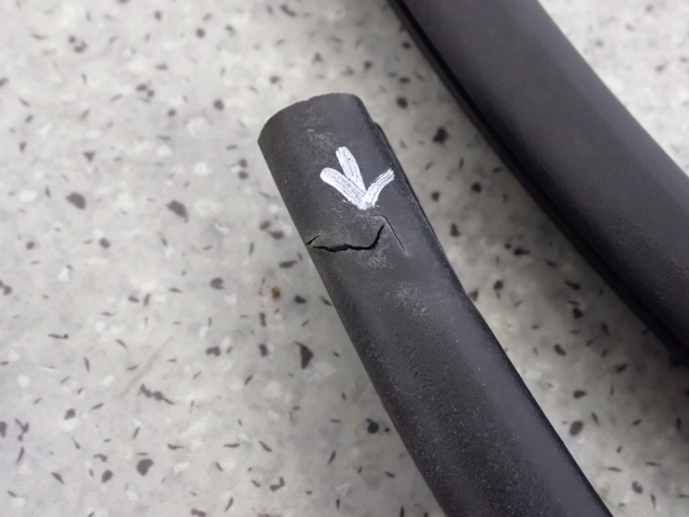 HYUNDAI i30 07-12 HB USZCZELKA DRZWI PRZEDNIA LEWA NA KAROSERIE 2/6