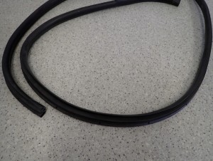 HYUNDAI i30 07-12 HB USZCZELKA DRZWI PRZEDNIA LEWA NA KAROSERIE 5/6 MINIATURA