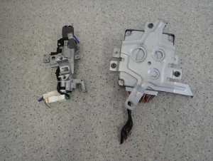 SUZUKI IGNIS 1.3i 00-03 ZESTAW STARTOWY STEROWNIK STACYJKA 5/5 MINIATURA