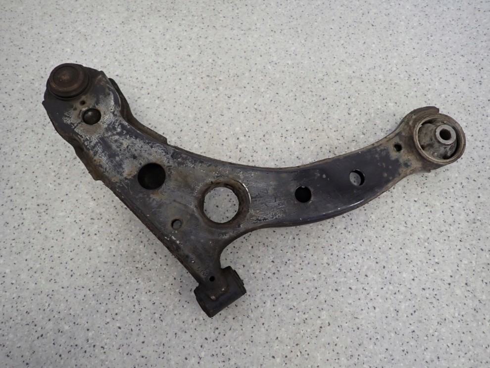 HYUNDAI MATRIX 06- WAHACZ PRZEDNI LEWY 4/5