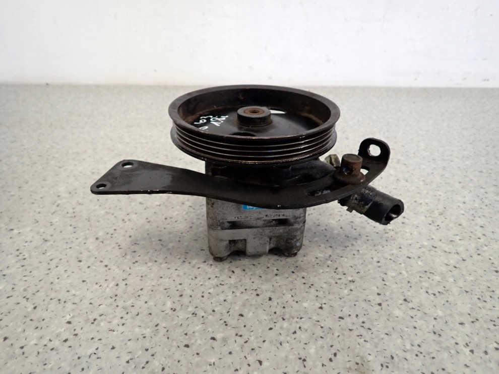 NISSAN ALMERA TINO 1.8 00-06 POMPA WSPOMAGANIA 3/5
