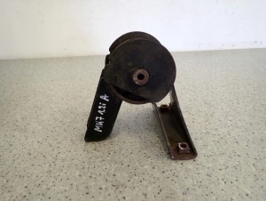 SUZUKI SWIFT IV MK7 1.2i 10- PODUSZKA SILNIKA TYLNA