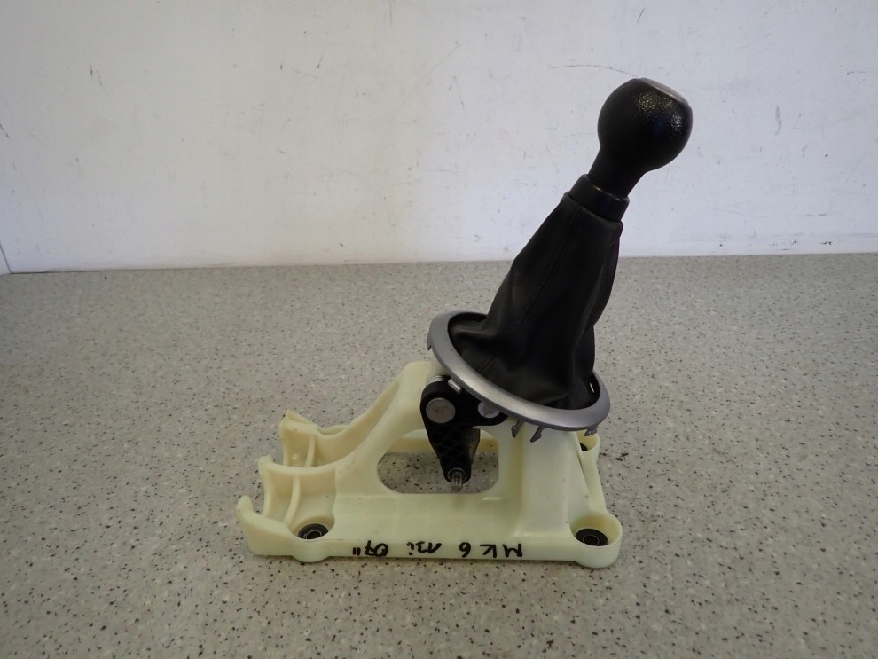 SUZUKI SWIFT MK6 1.3i 05- LEWAREK DŹWIGNIA GAŁKA ZMIANY BIEGÓW 1/9