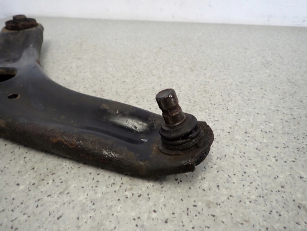 KIA SOUL 09- WAHACZ PRZEDNI LEWY 5/8