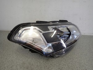 KIA SOUL I 09-11 REFLEKTOR PRZEDNI PRAWY LAMPA PRZEDNIA PRAWA EUROPA 4/11 MINIATURA