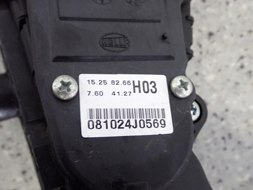 HYUNDAI i30 1.6 CRDI 07-12 PEDAŁ GAZU POTENCJOMETR 4/6