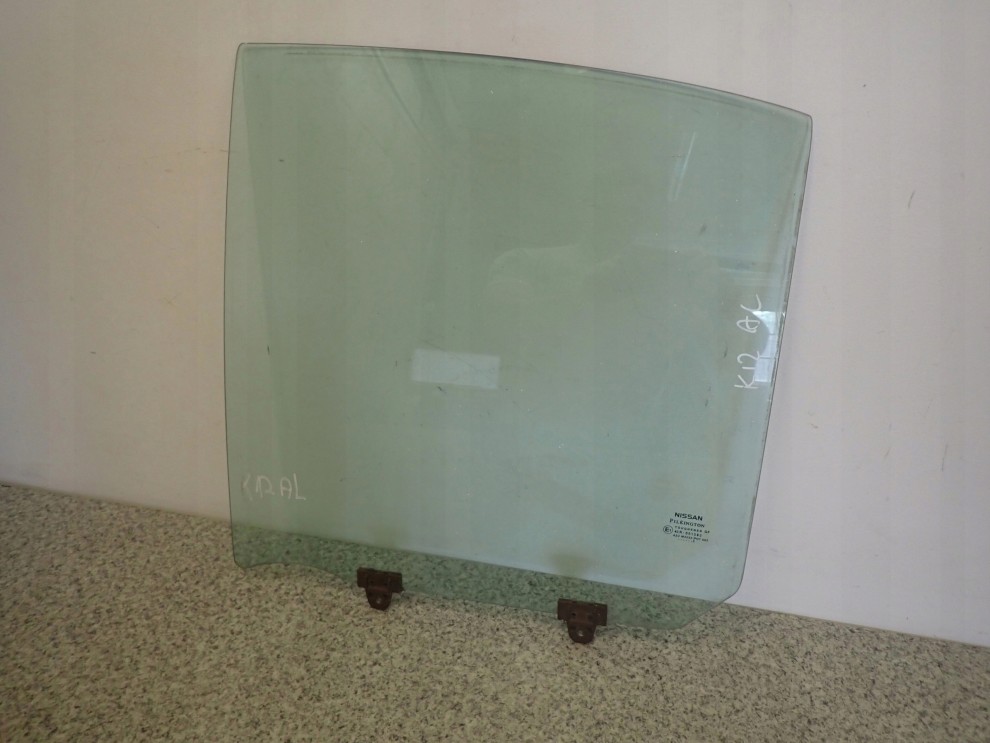 NISSAN MICRA K12 03-10 SZYBA DRZWI TYLNA LEWA 2/3