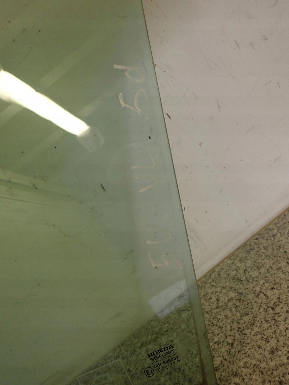 HONDA CIVIC VII 5D 01-05 HB SZYBA DRZWI LEWA PRZÓD 3/5