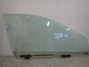 TOYOTA COROLLA E12 02-07 SZYBA PRZEDNIA PRAWA