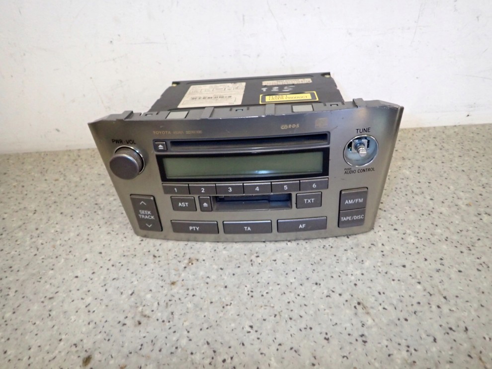 TOYOTA AVENSIS T25 03-05 RADIO FABRYCZNE 1/9