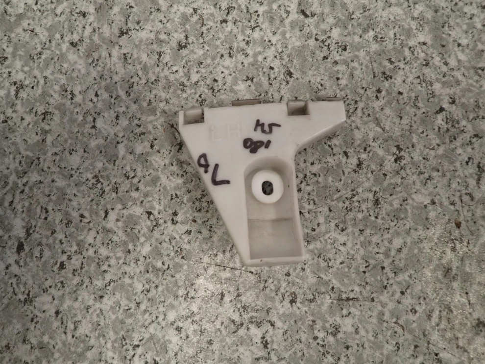 MAZDA5 MAZDA 5 05-10 ŚLIZG ZDERZAKA TYLNY LEWY 1/2