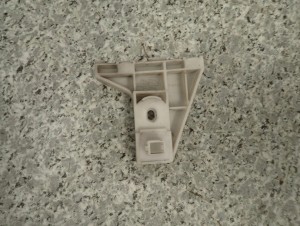 MAZDA5 MAZDA 5 05-10 ŚLIZG ZDERZAKA TYLNY LEWY 2/2 MINIATURA