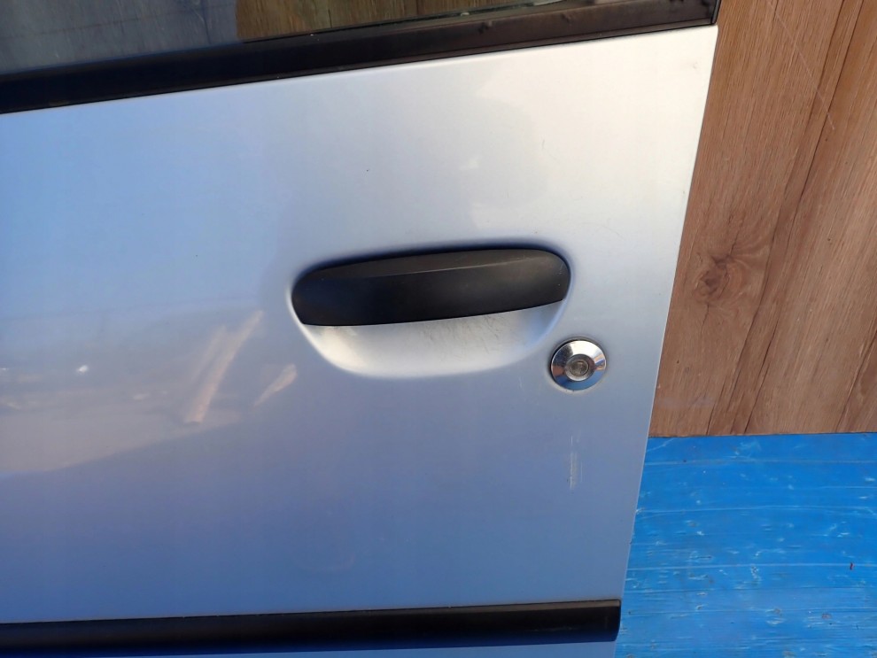 MITSUBISHI COLT 5d 04-09 DRZWI PRZEDNIE LEWE T42 6/11