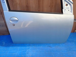 TOYOTA AYGO 05-12 5d DRZWI PRZEDNIE PRAWE 8R0 2/11 MINIATURA