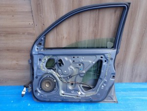 NISSAN MICRA K12 03-10 5d DRZWI PRZEDNIE PRAWE B52 8/9 MINIATURA