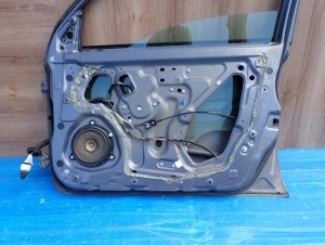 NISSAN MICRA K12 03-10 5d DRZWI PRZEDNIE PRAWE B52 9/9 MINIATURA