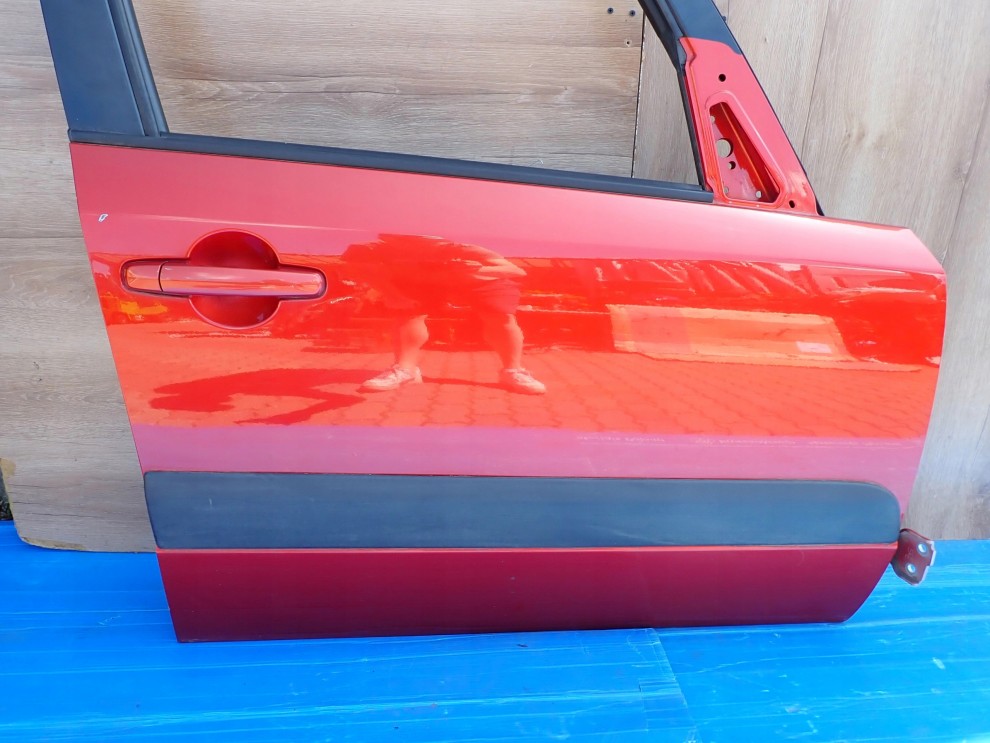 SUZUKI SX4 06-12 DRZWI PRZEDNIE PRAWE ZFS 2/9