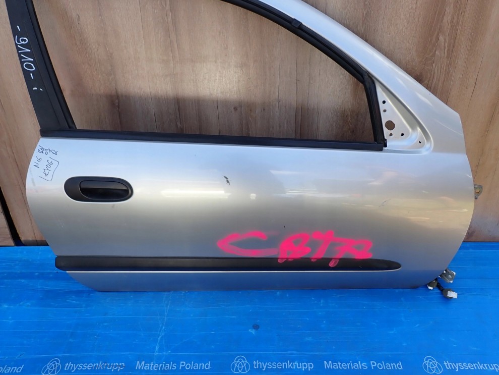 NISSAN ALMERA N16 00-06 3D DRZWI PRAWE KY0 2/9