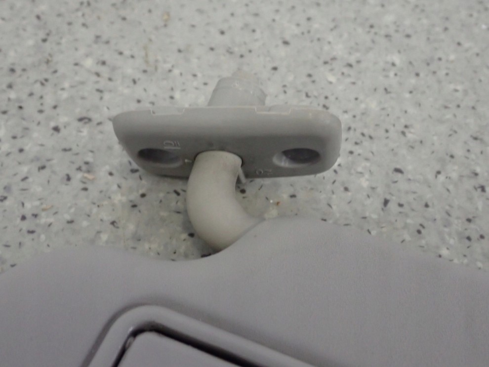 KIA SOUL 09-11 DASZEK PRZECIWSŁONECZNY LEWY 10/10