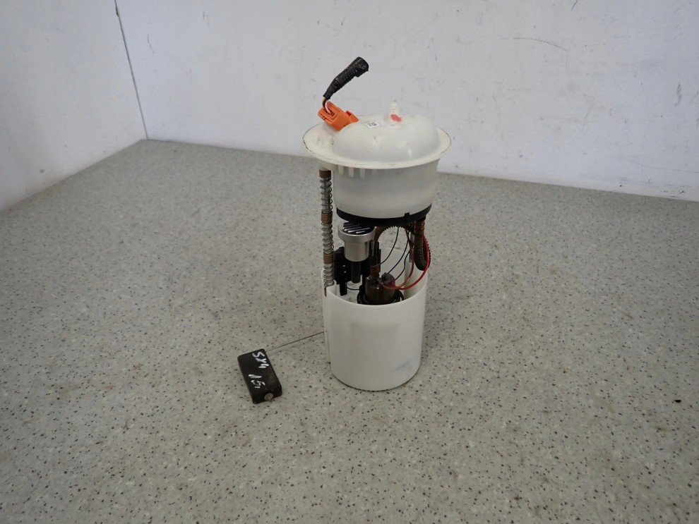 SUZUKI SX4 FIAT SEDICI 06-13 M16A 1.6 POMPA PALIWA 10/10