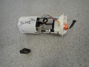 SUZUKI SX4 FIAT SEDICI 06-13 M16A 1.6 POMPA PALIWA 9/10 MINIATURA