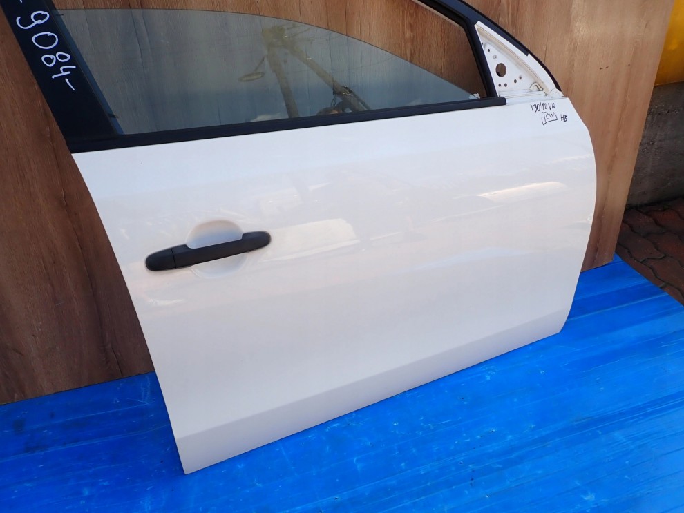 HYUNDAI I30 HATCHBACK 07-12 DRZWI PRZEDNIE PRAWE TCW 3/9