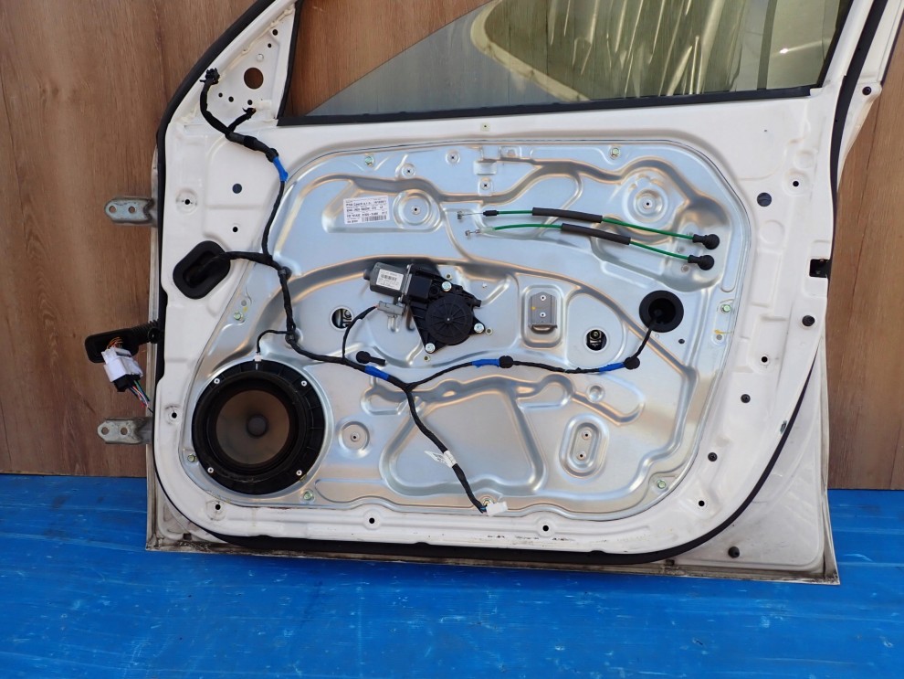 HYUNDAI I30 HATCHBACK 07-12 DRZWI PRZEDNIE PRAWE TCW 9/9