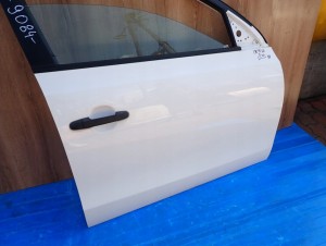 HYUNDAI I30 HATCHBACK 07-12 DRZWI PRZEDNIE PRAWE TCW 3/9 MINIATURA