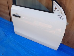 HYUNDAI I30 HATCHBACK 07-12 DRZWI PRZEDNIE PRAWE TCW 4/9 MINIATURA