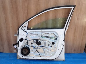 HYUNDAI I30 HATCHBACK 07-12 DRZWI PRZEDNIE PRAWE TCW 8/9 MINIATURA