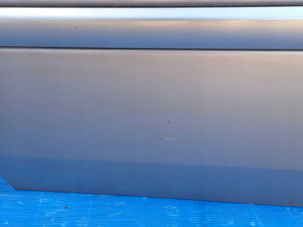 HYUNDAI SONATA V 05-09 DRZWI PRZEDNIE LEWE B7 5/8