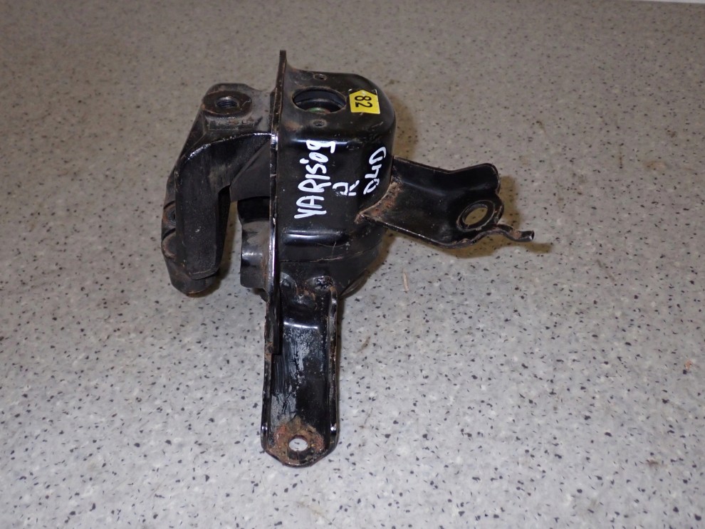 TOYOTA YARIS II 1.4 D4D 09- PODUSZKA SILNIKA PRAWA LIFT 3/7