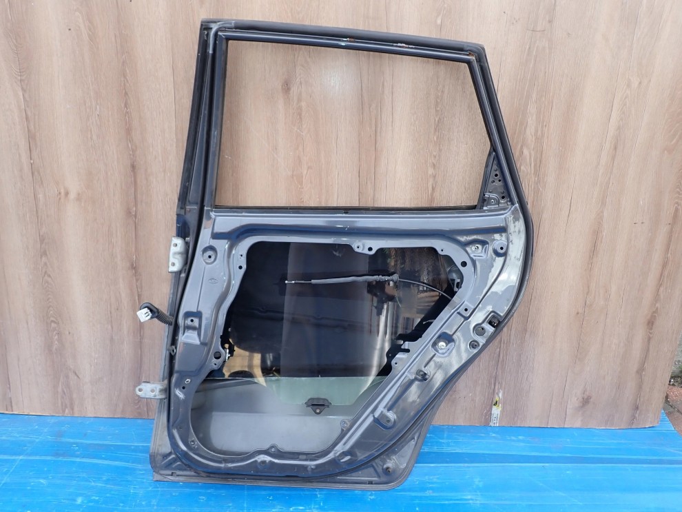 KIA CEED I KOMBI 07-12 DRZWI TYLNE PRAWE 5K 14/15