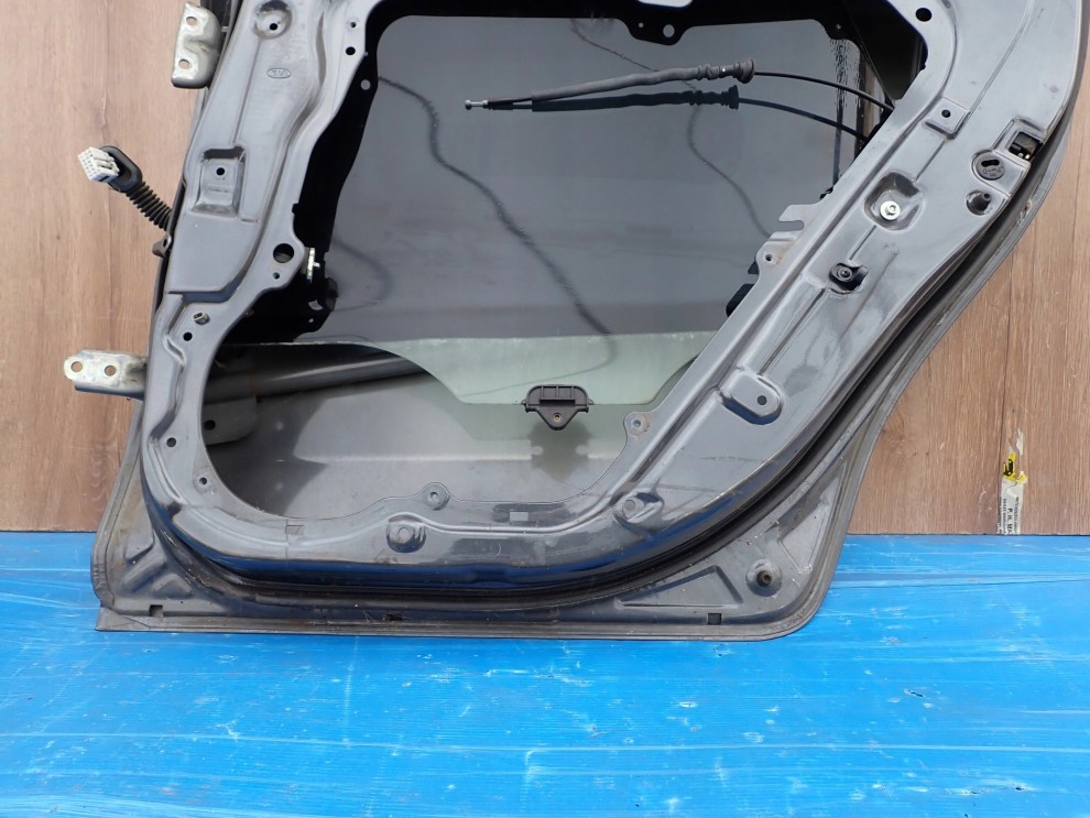 KIA CEED I KOMBI 07-12 DRZWI TYLNE PRAWE 5K 15/15