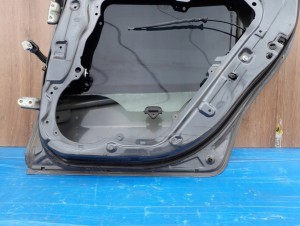 KIA CEED I KOMBI 07-12 DRZWI TYLNE PRAWE 5K 15/15 MINIATURA