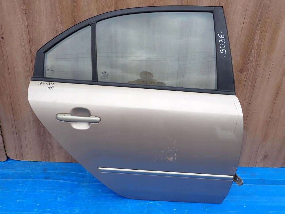 HYUNDAI SONATA V 05-09 DRZWI TYLNE PRAWE B7 1/13
