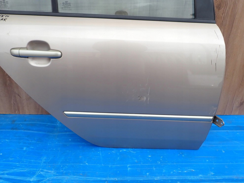 HYUNDAI SONATA V 05-09 DRZWI TYLNE PRAWE B7 6/13