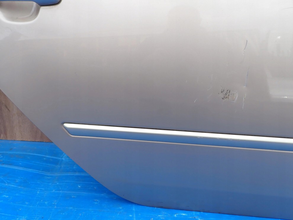 HYUNDAI SONATA V 05-09 DRZWI TYLNE PRAWE B7 7/13