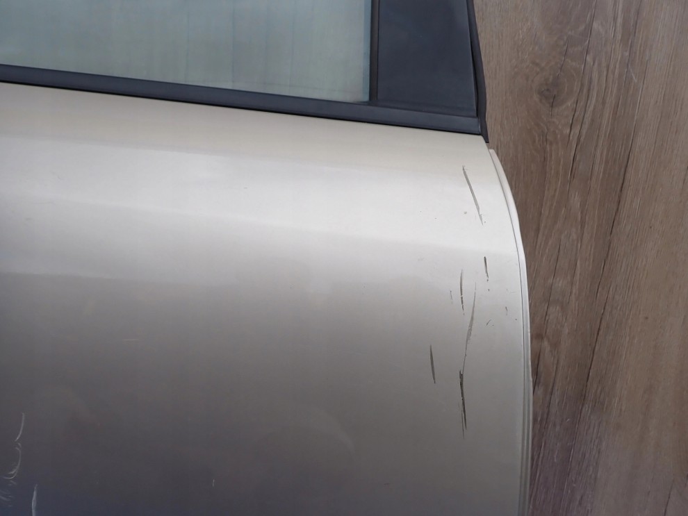 HYUNDAI SONATA V 05-09 DRZWI TYLNE PRAWE B7 10/13