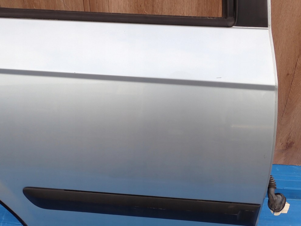 HYUNDAI GETZ 02-10 5d DRZWI TYLNE PRAWE VS 4/11