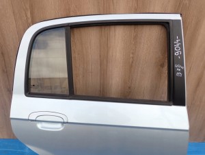 HYUNDAI GETZ 02-10 5d DRZWI TYLNE PRAWE VS 2/11 MINIATURA