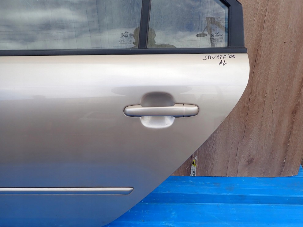 HYUNDAI SONATA V 05-09 DRZWI TYLNE LEWE B7 5/11