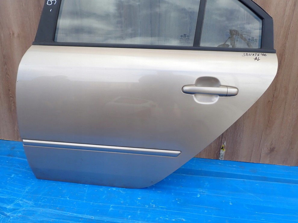 HYUNDAI SONATA V 05-09 DRZWI TYLNE LEWE B7 6/11